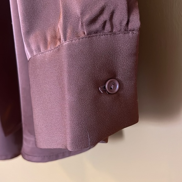 BB Dakota brown Satin Shirt, Size Large - Picture 4 of 4